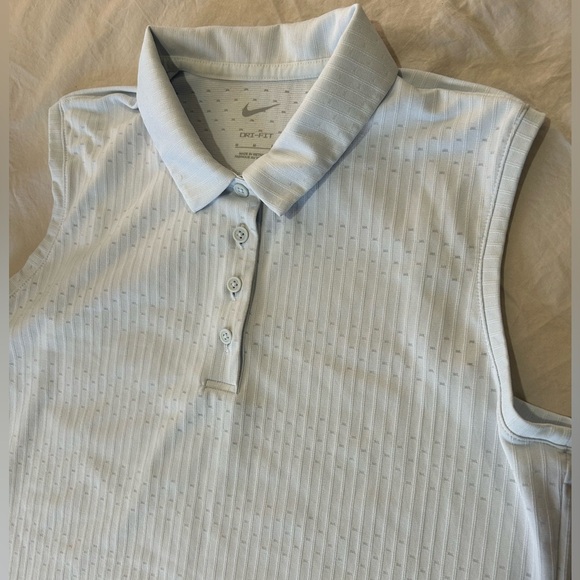 Nike Dri Fit Women's Sleeveless Golf Polo Top Shirt Medium Golfing - Picture 4 of 8